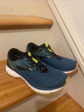 Brooks Ghost 11 Running Sneakers